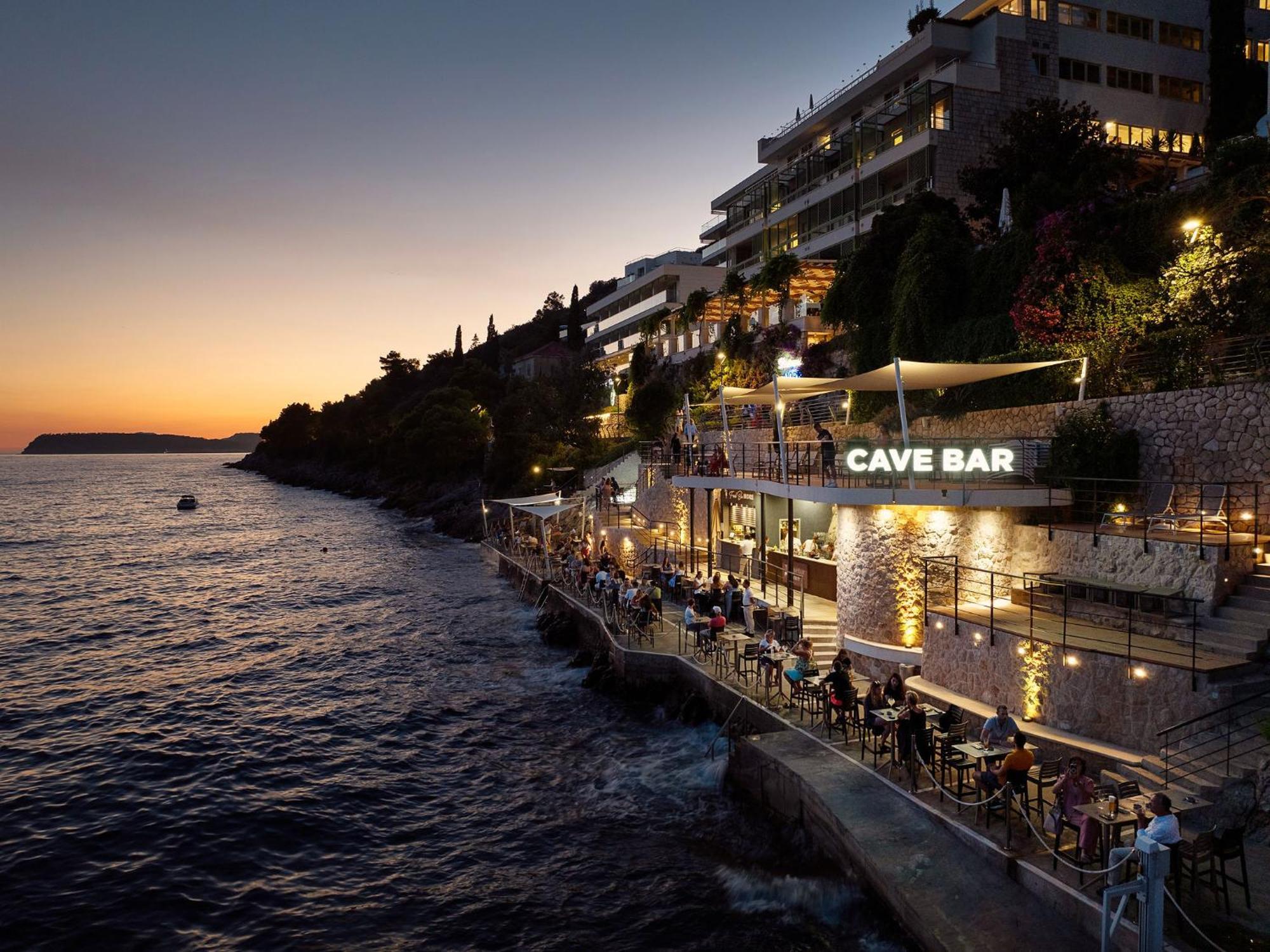 Hotel More (Adults Only) Дубровник Екстер'єр фото Cave Bar